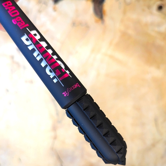 BADgal BANG! Volumizing Mascara - Picture 2 of 4